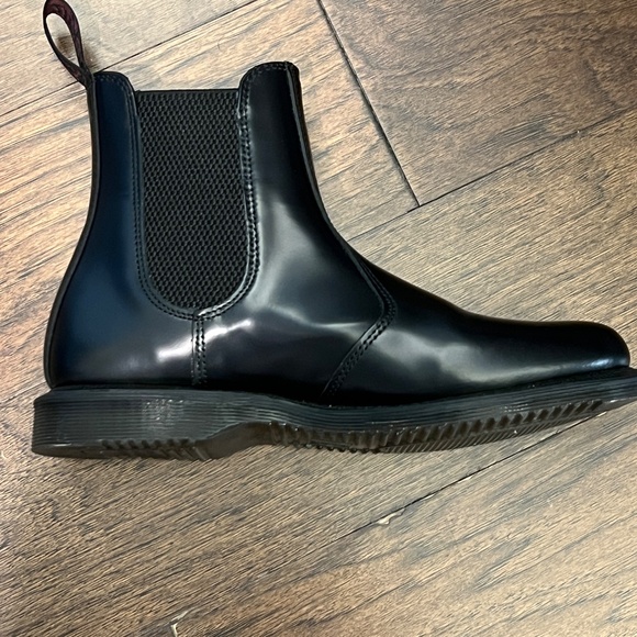 Dr. Marten’s FLORA SMOOTH CHELSEA BOOTS size 38 - Picture 7 of 12
